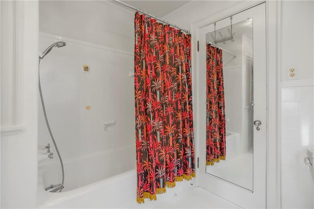 1208 W 57th Terrace — photo 32