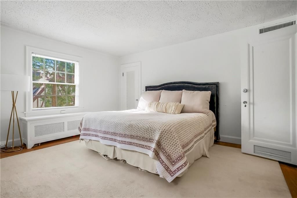 1208 W 57th Terrace — photo 34