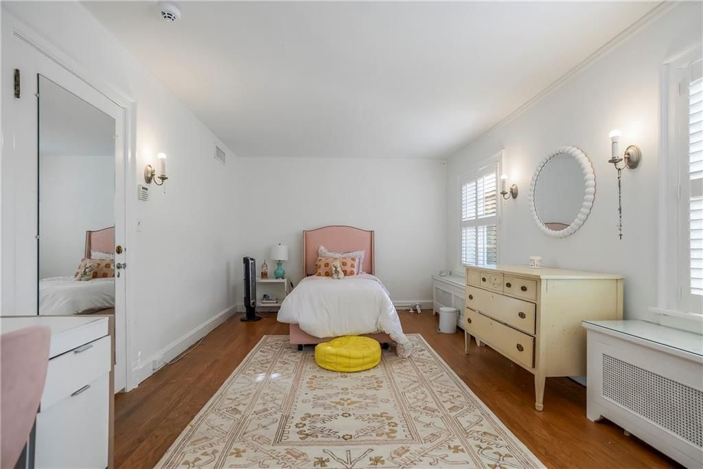 1208 W 57th Terrace — photo 41