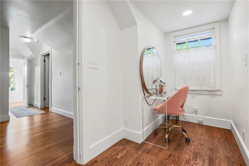 1208 W 57th Terrace — photo 44