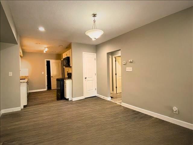 Photo 11 of 20 - 4314 Paseo Boulevard
