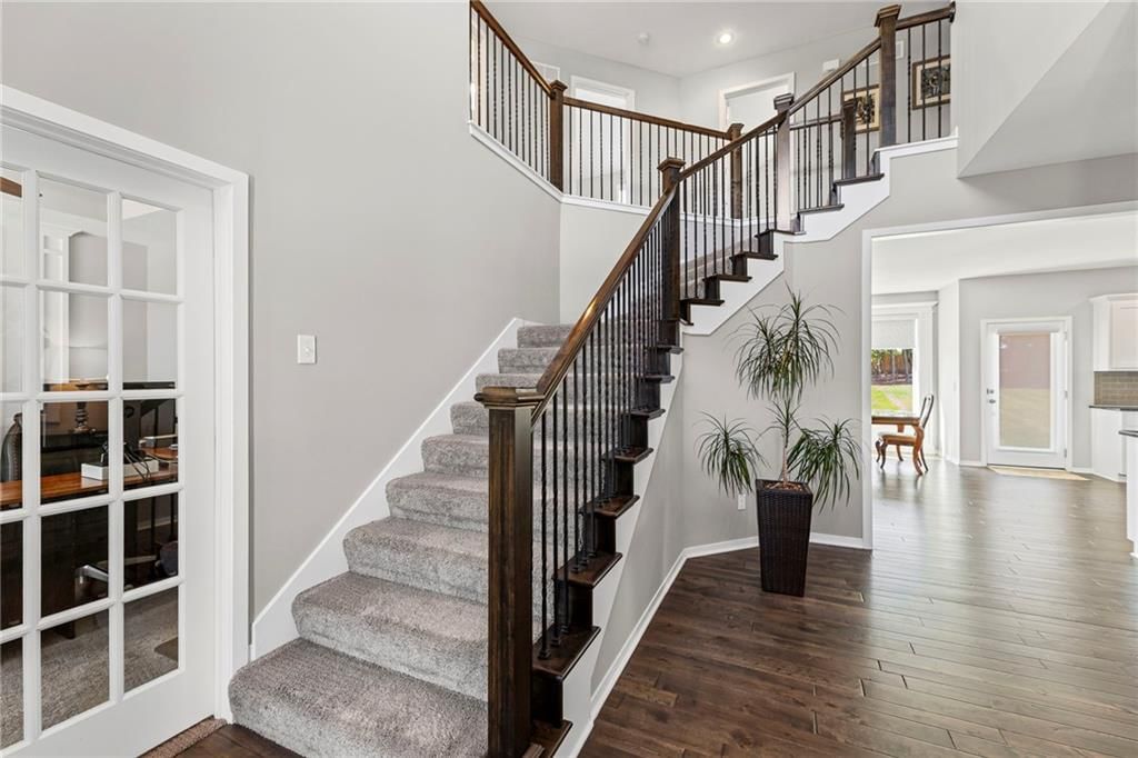 3414 N 128th Terrace — photo 5
