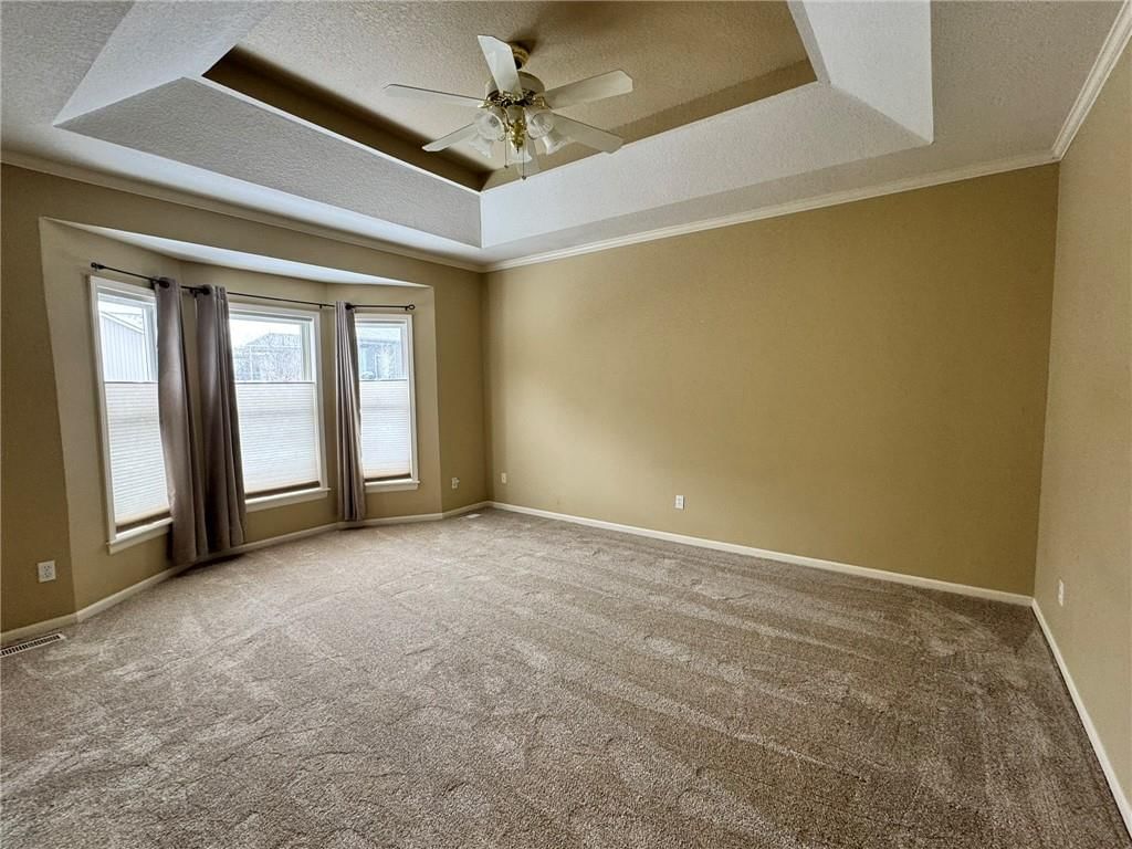 21928 W 121 Street — photo 7