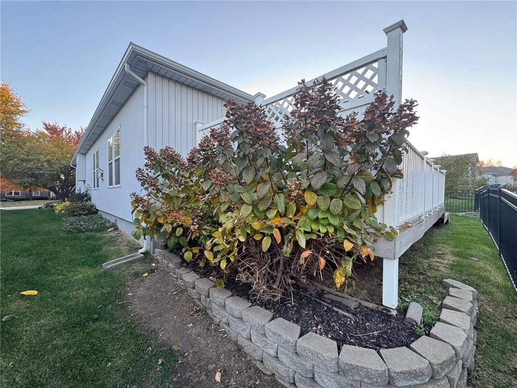 21928 W 121 Street — photo 16