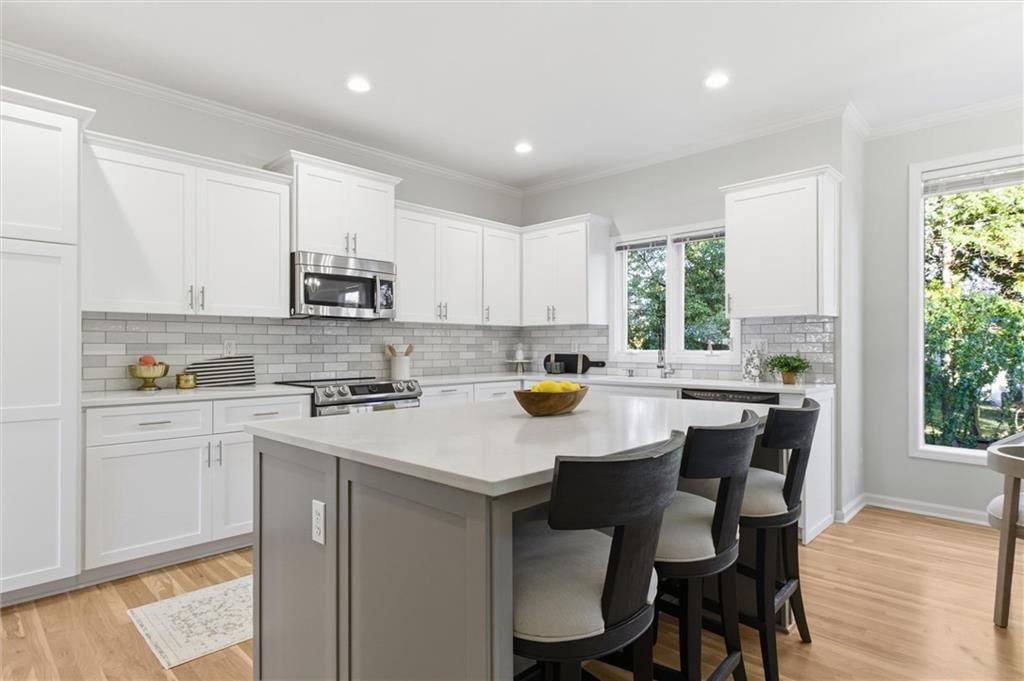 14209 Hadley Street — photo 10
