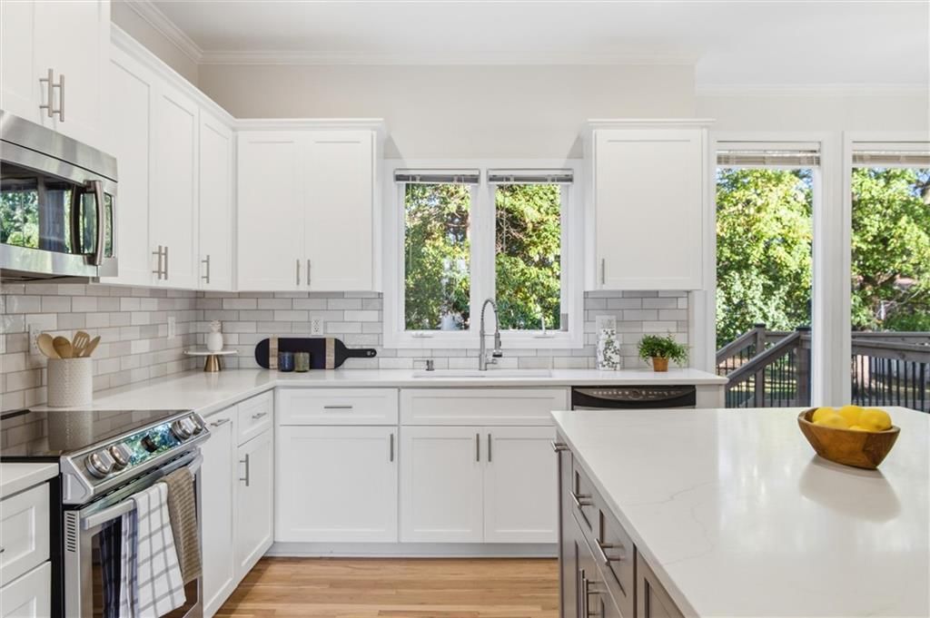 14209 Hadley Street — photo 14