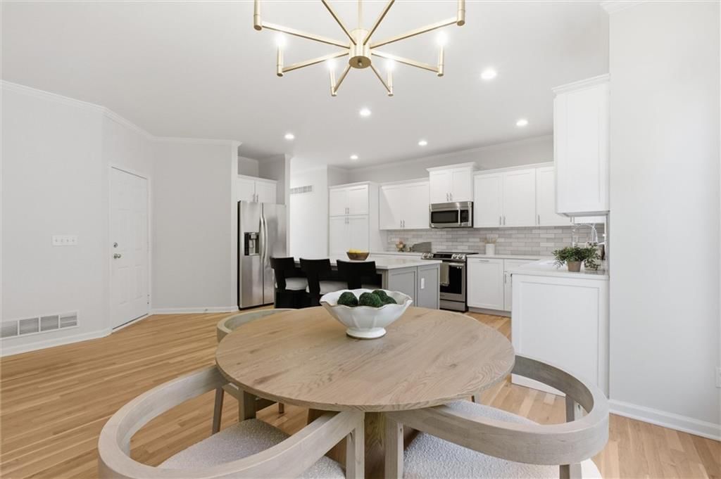 14209 Hadley Street — photo 16
