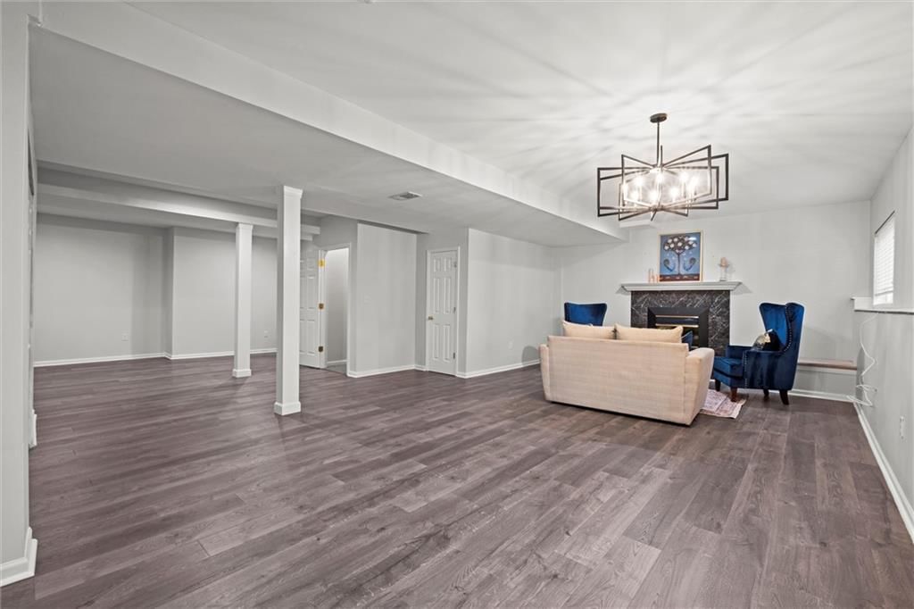 14209 Hadley Street — photo 31