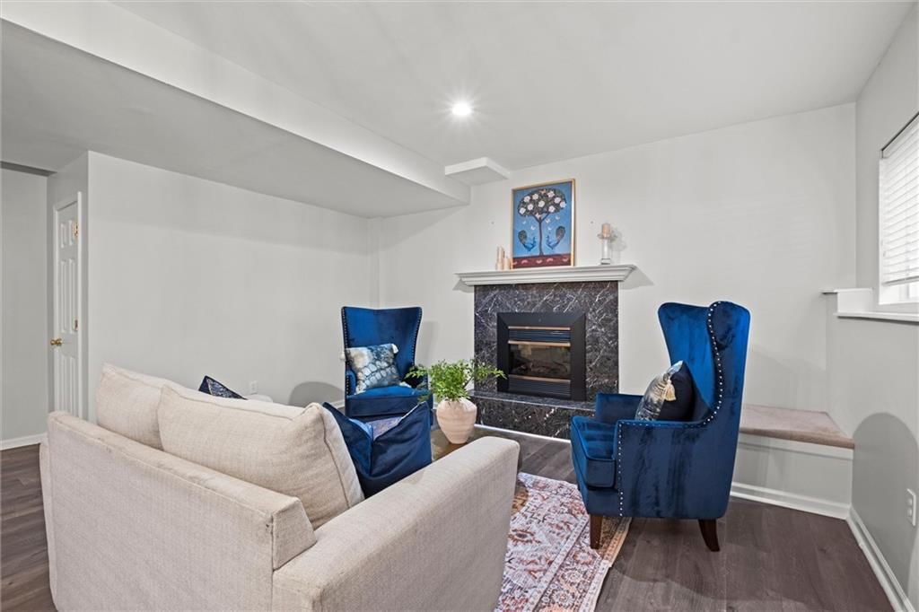 14209 Hadley Street — photo 32