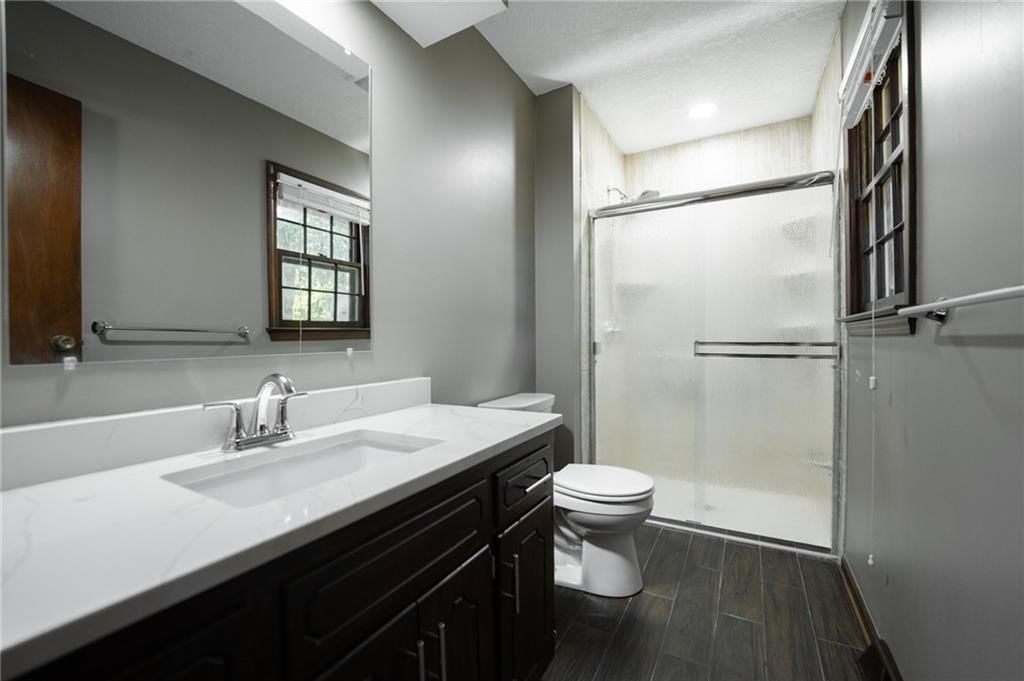801 E Piatt Lane — photo 27