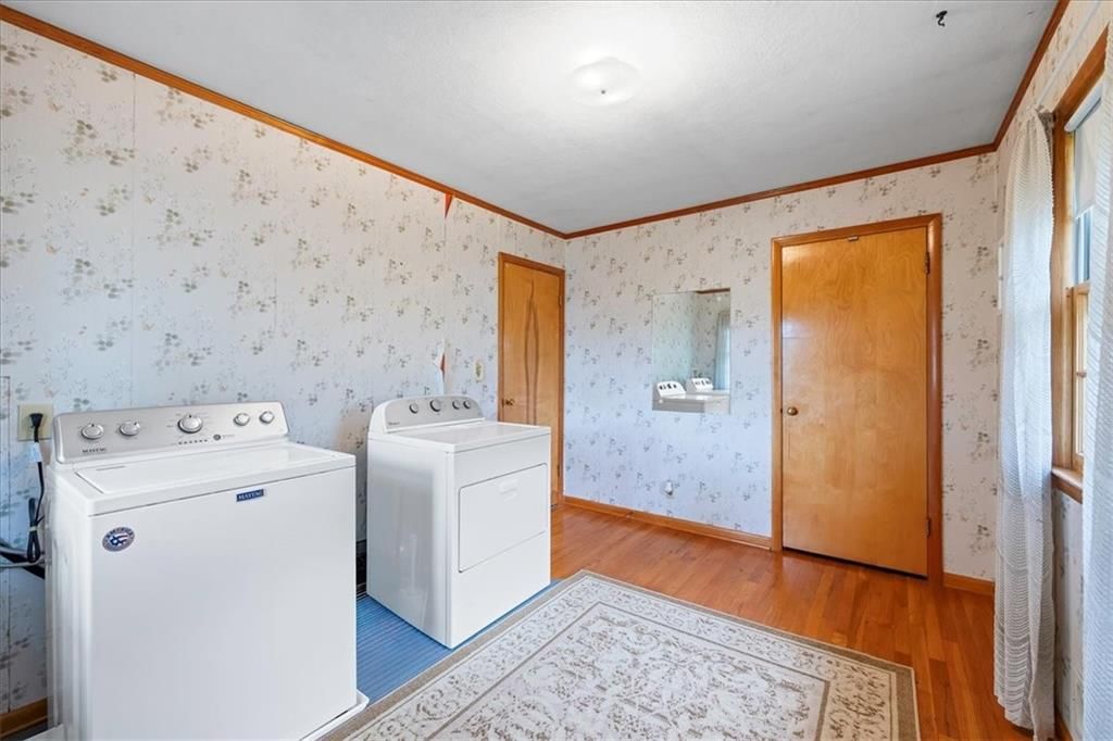 1233 N 86th Street — photo 24