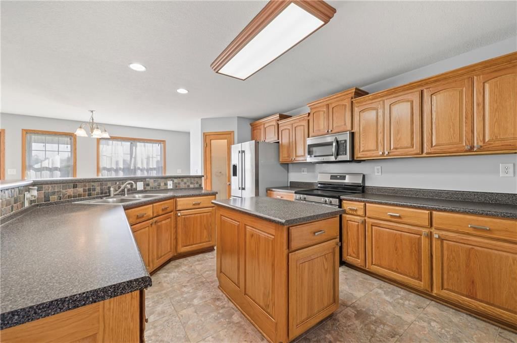 39203 W 132nd Street — photo 8