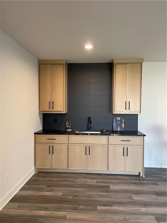 9019 Freedom Circle — photo 19