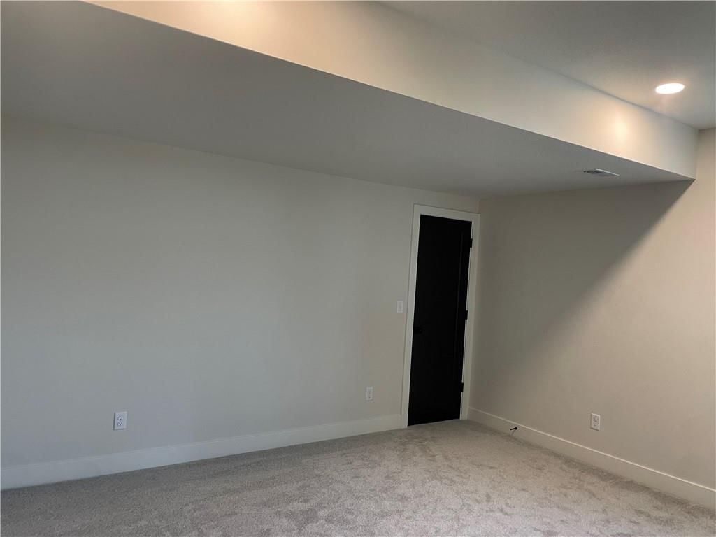 9019 Freedom Circle — photo 20