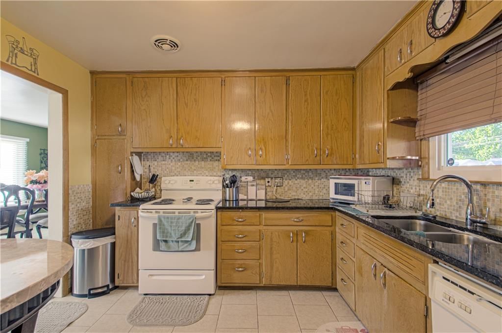 3049 N 34th Street — photo 15