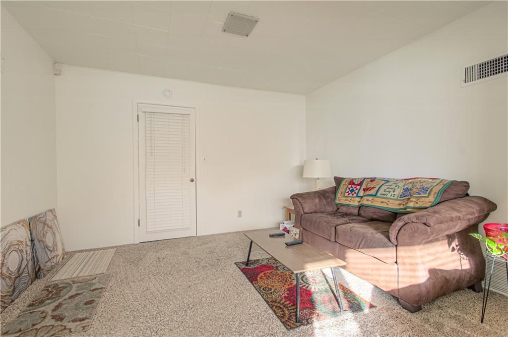 3049 N 34th Street — photo 25
