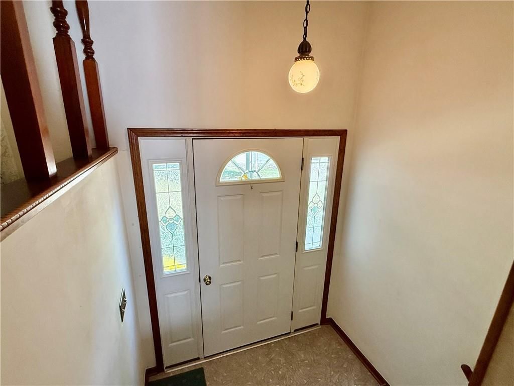212 Sanderson Drive — photo 20