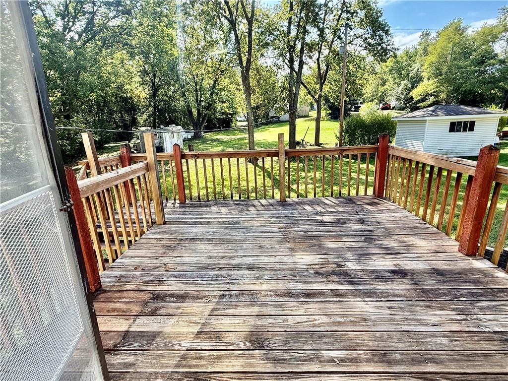 212 Sanderson Drive — photo 25