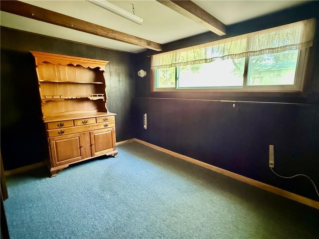 212 Sanderson Drive — photo 26