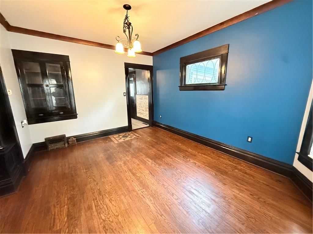 541 W 2ND Street — photo 11