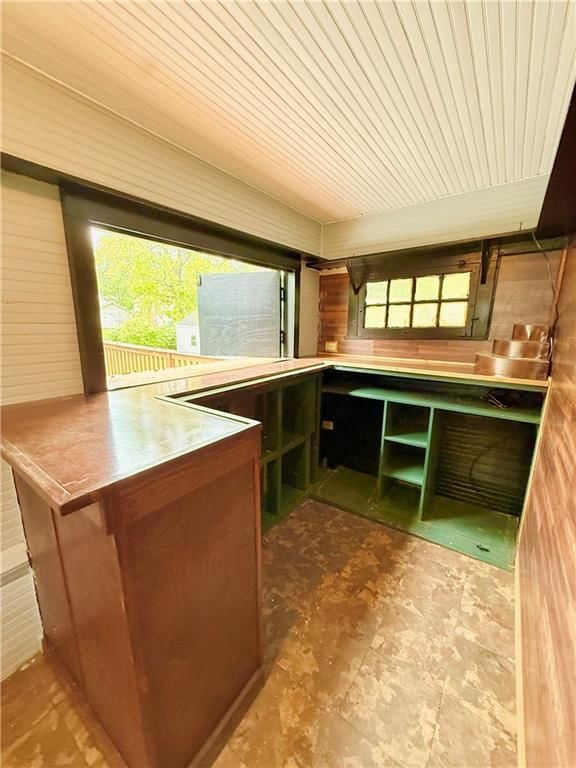541 W 2ND Street — photo 19