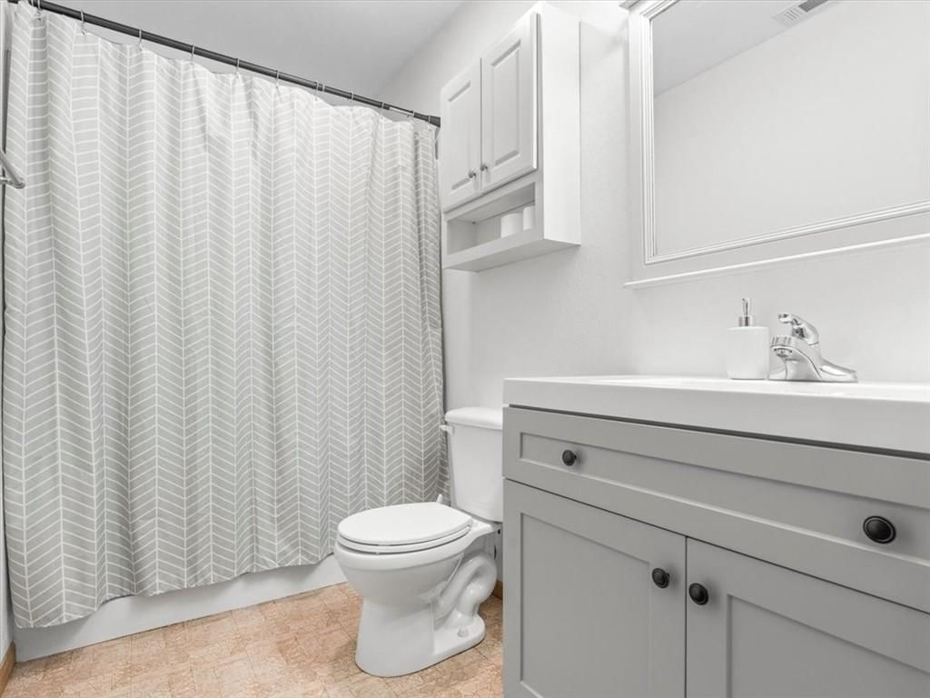 405 S 6th Street — photo 16
