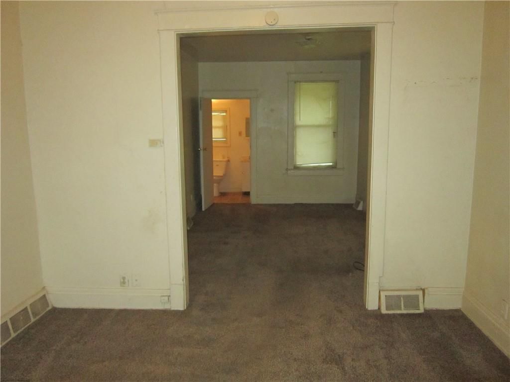815 Elmwood Avenue — photo 8