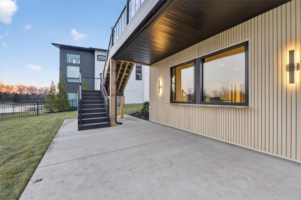 8976 Ginger Street — photo 32