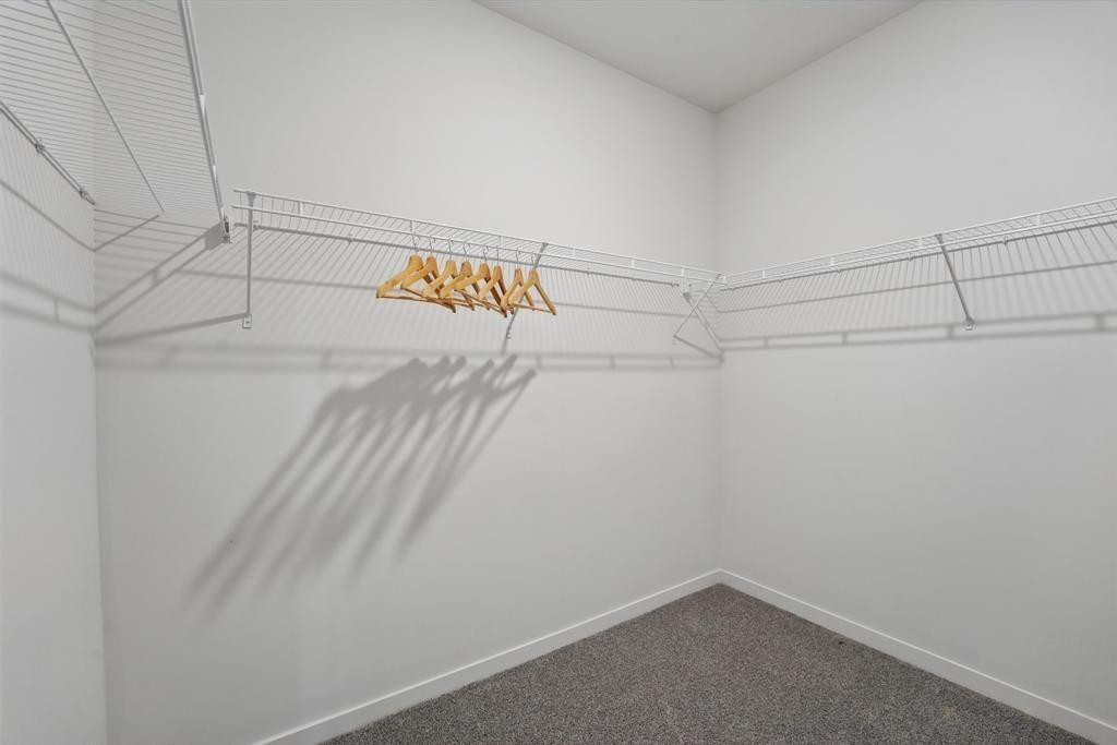2206 Creek View Lane — photo 18
