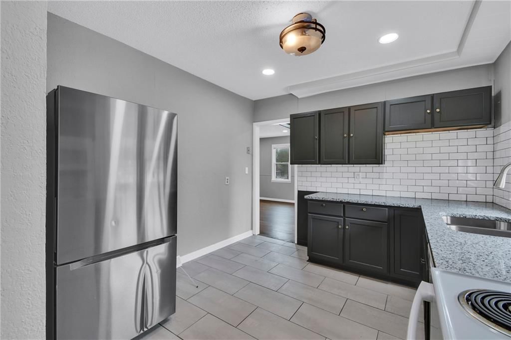 501 Lexington Road — photo 12