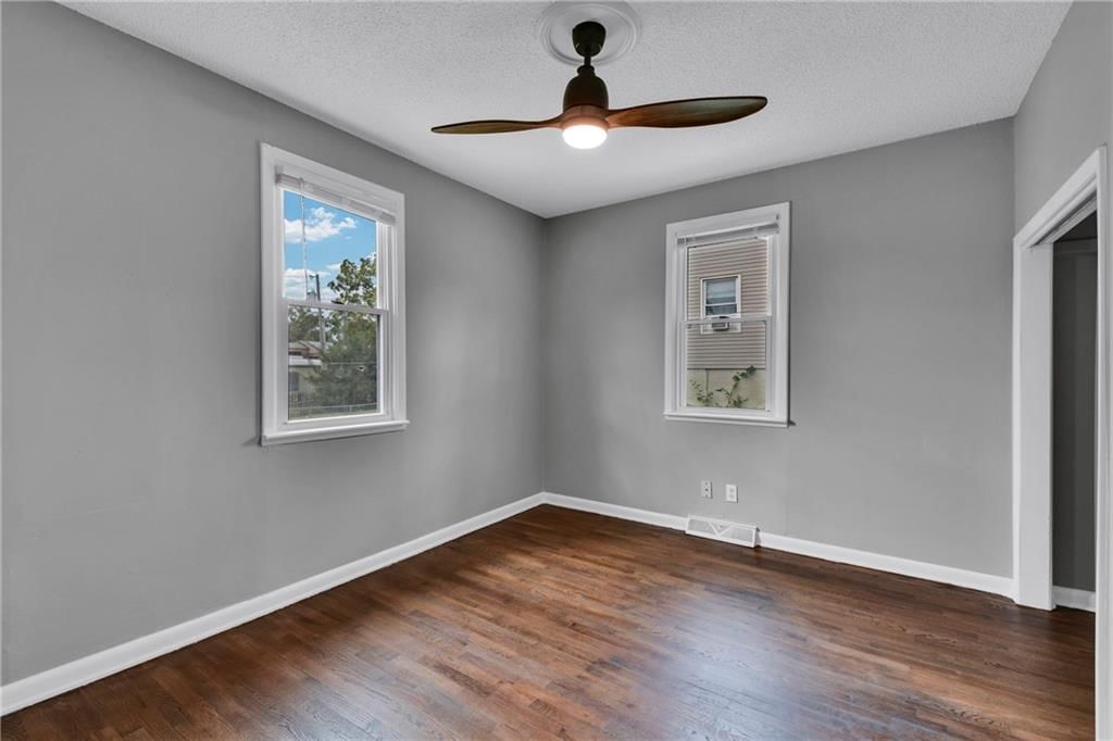 501 Lexington Road — photo 13