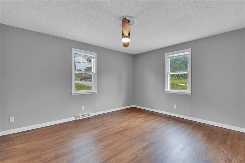 501 Lexington Road — photo 18