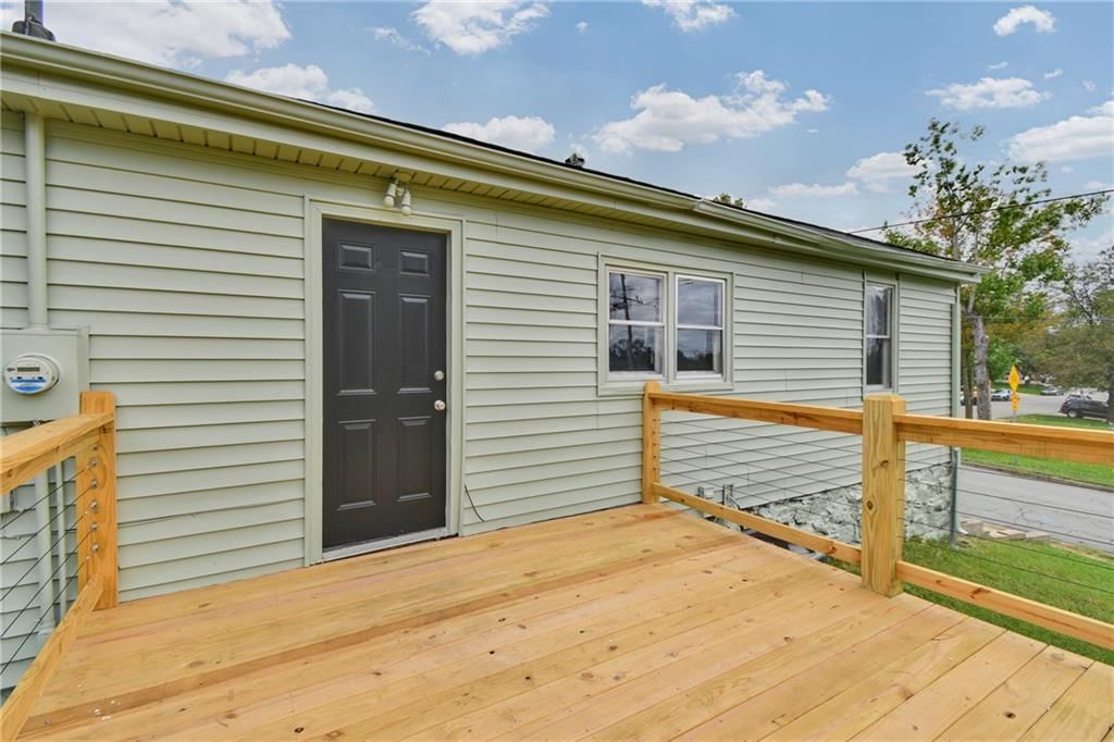 501 Lexington Road — photo 23