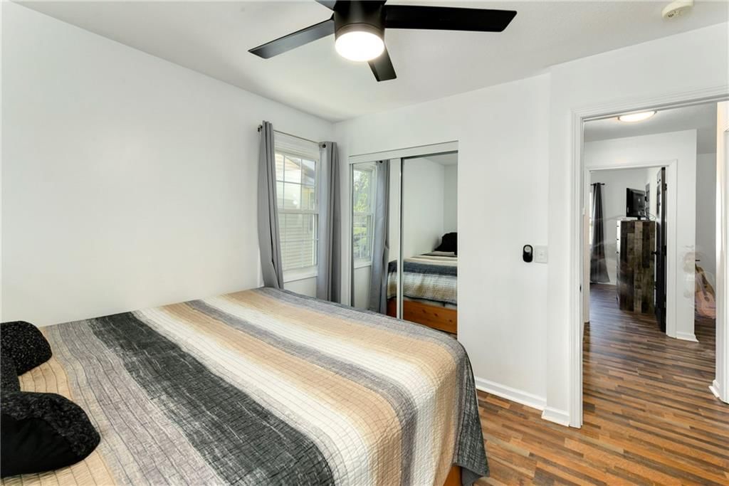 Photo 18 of 32 - 8163 NE 51st Street