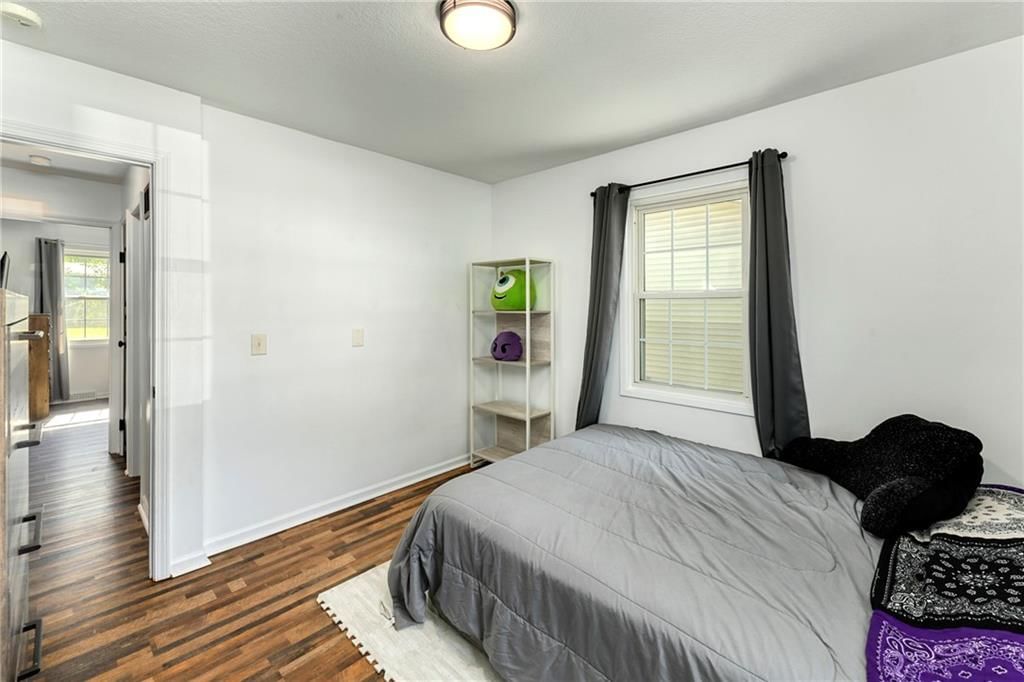 Photo 22 of 32 - 8163 NE 51st Street