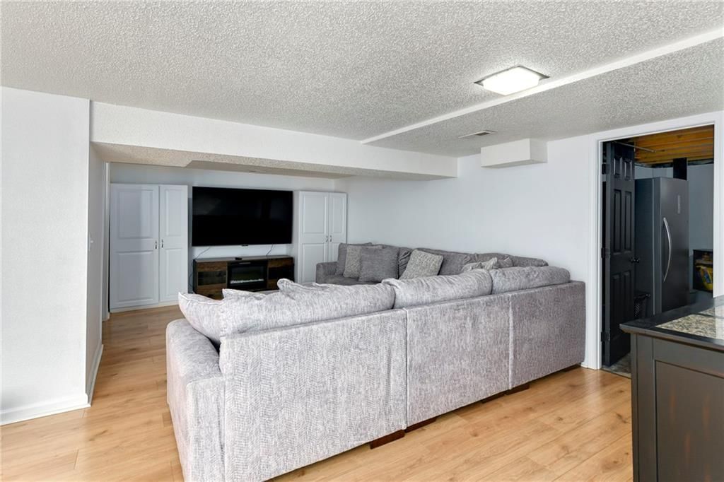 Photo 27 of 32 - 8163 NE 51st Street