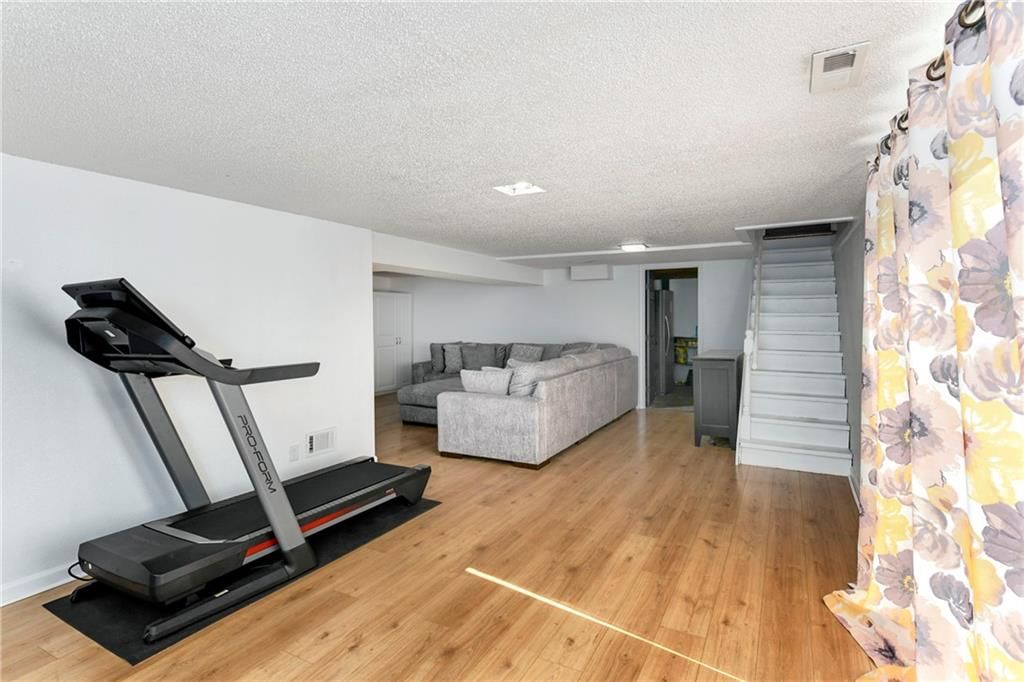 Photo 28 of 32 - 8163 NE 51st Street