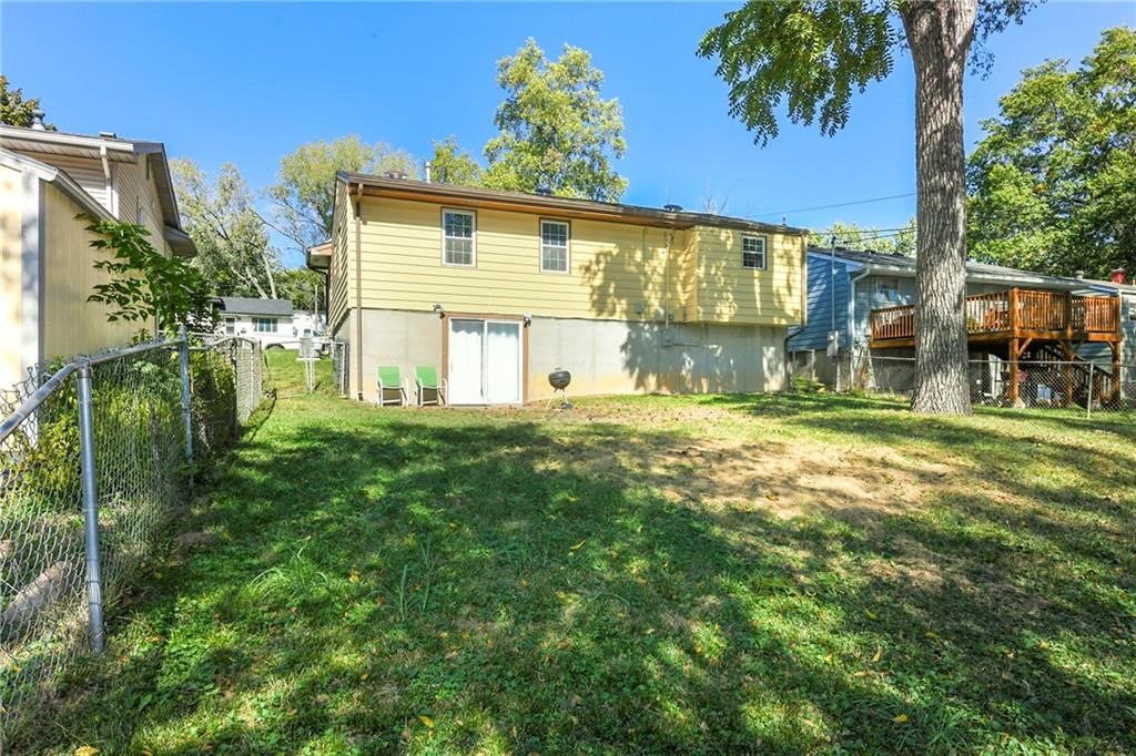Photo 32 of 32 - 8163 NE 51st Street
