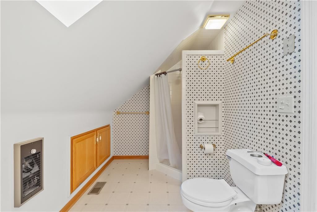 4166 Cambridge Street — photo 27