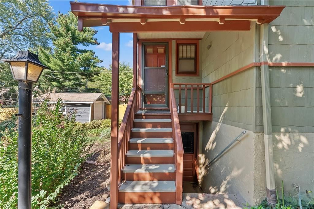 4166 Cambridge Street — photo 32
