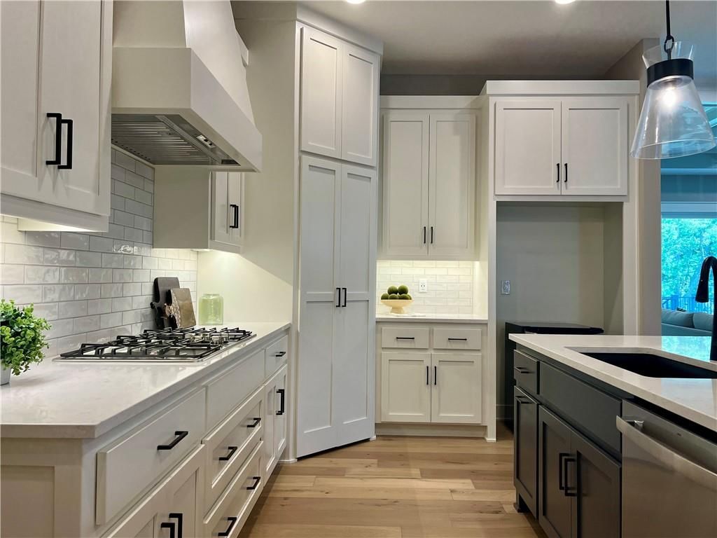 4835 NW Martin Street — photo 9