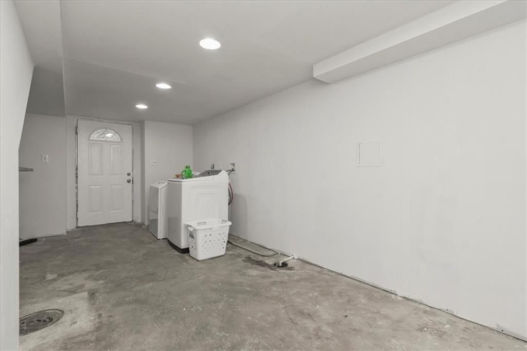 105 SW 28th Street — photo 16