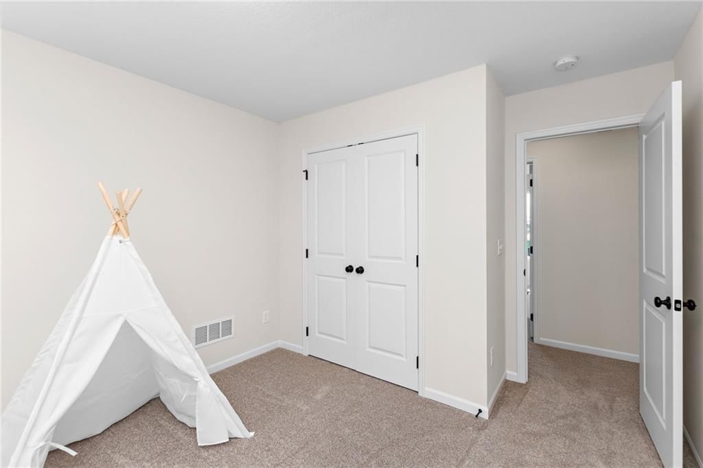 20774 Emerald Street — photo 31