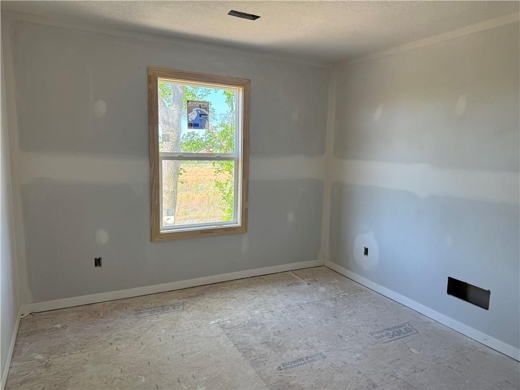 20774 Emerald Street — photo 42