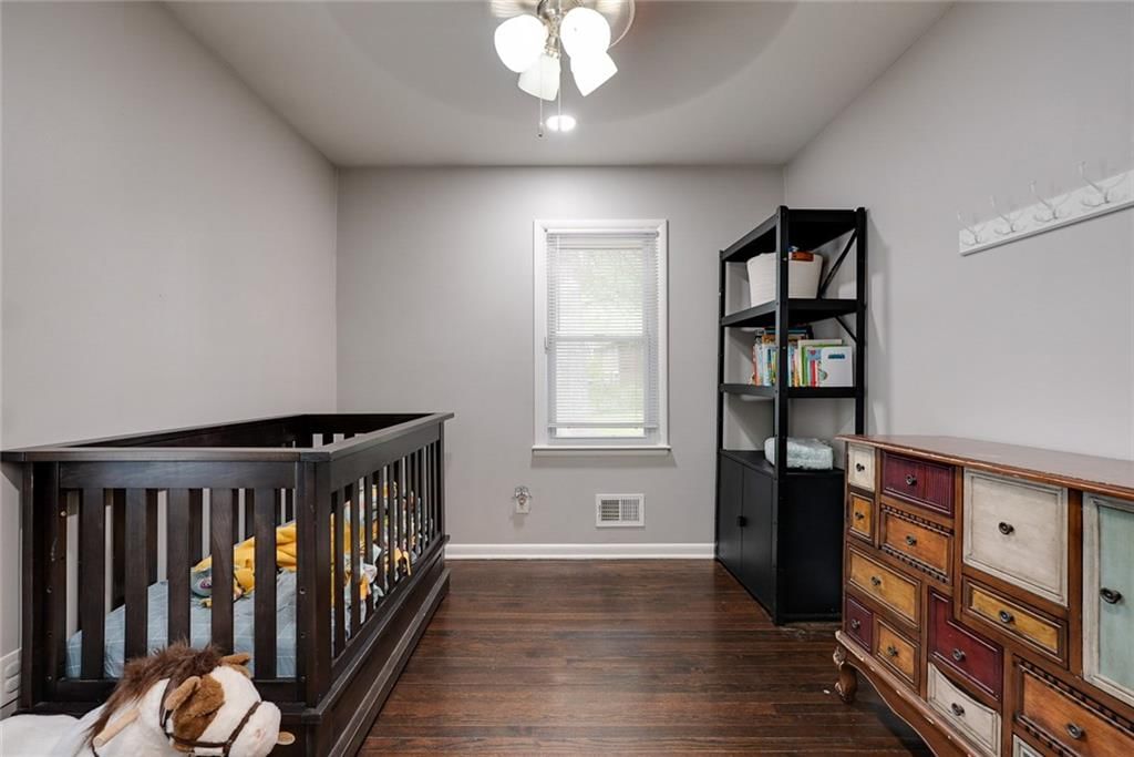 Photo 16 of 36 - 8015 hardy Avenue