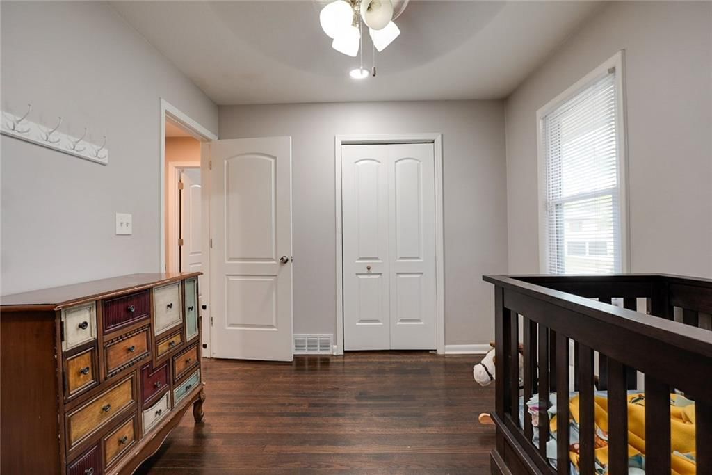 Photo 17 of 36 - 8015 hardy Avenue