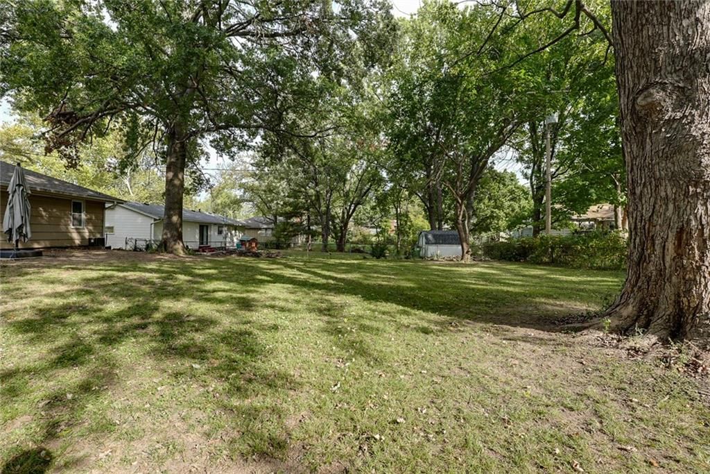 Photo 34 of 36 - 8015 hardy Avenue