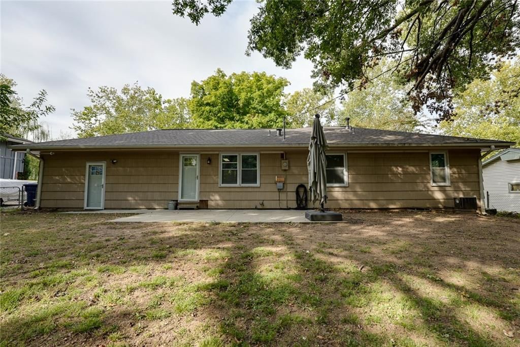 Photo 36 of 36 - 8015 hardy Avenue