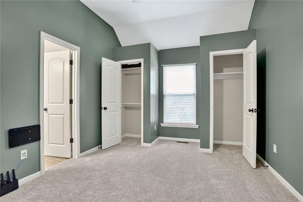 Photo 13 of 30 - 17590 S Brockway Street