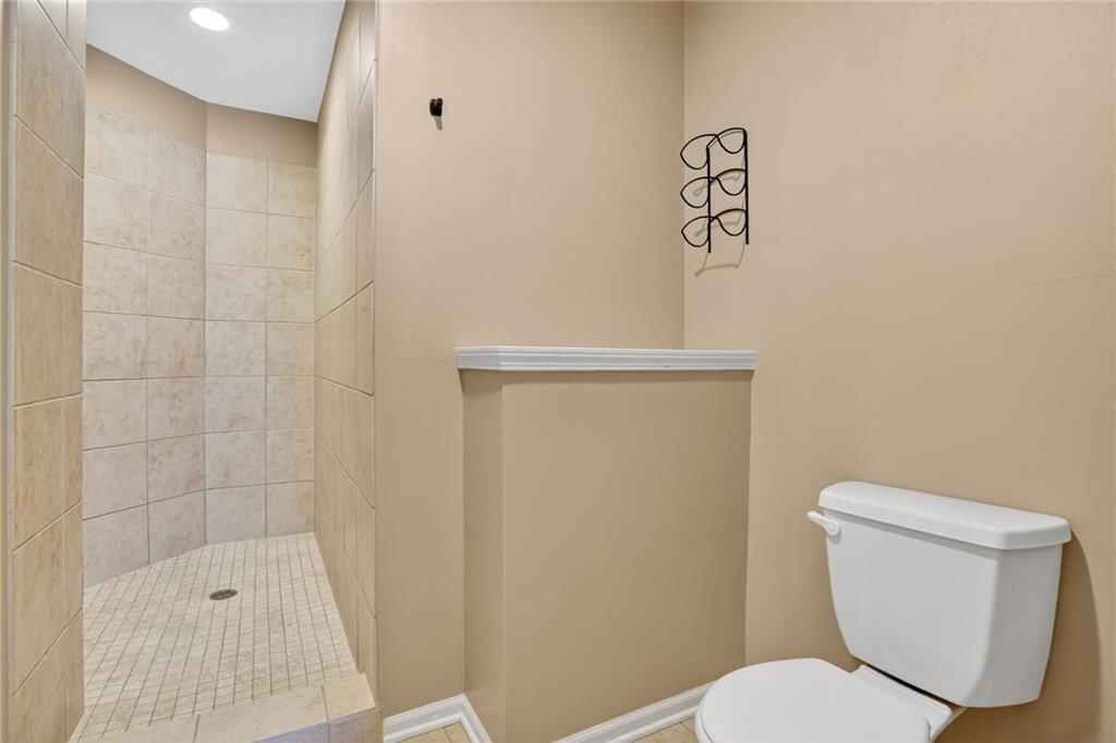 Photo 20 of 30 - 17590 S Brockway Street